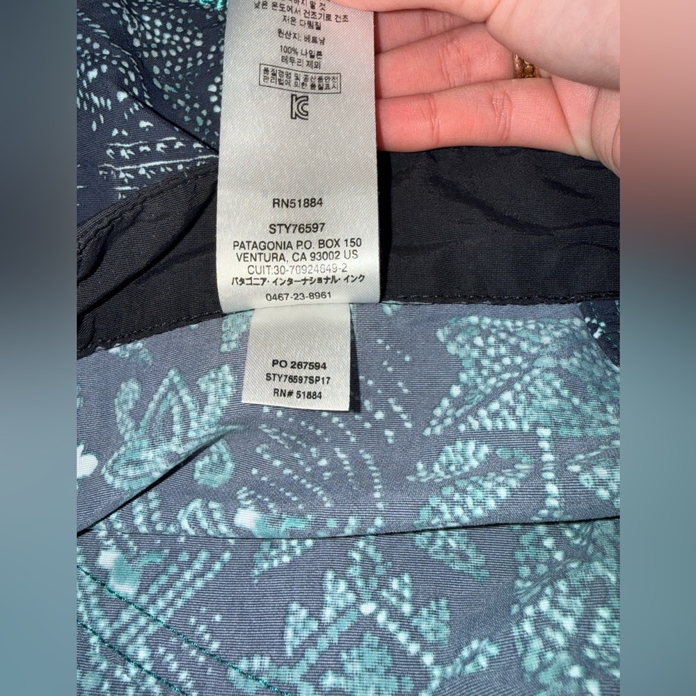 NWOT Patagonia Womens Size 2 Nylon Wavefarer Board Shorts 5" Surf UPF Swim - Picture 8 of 13